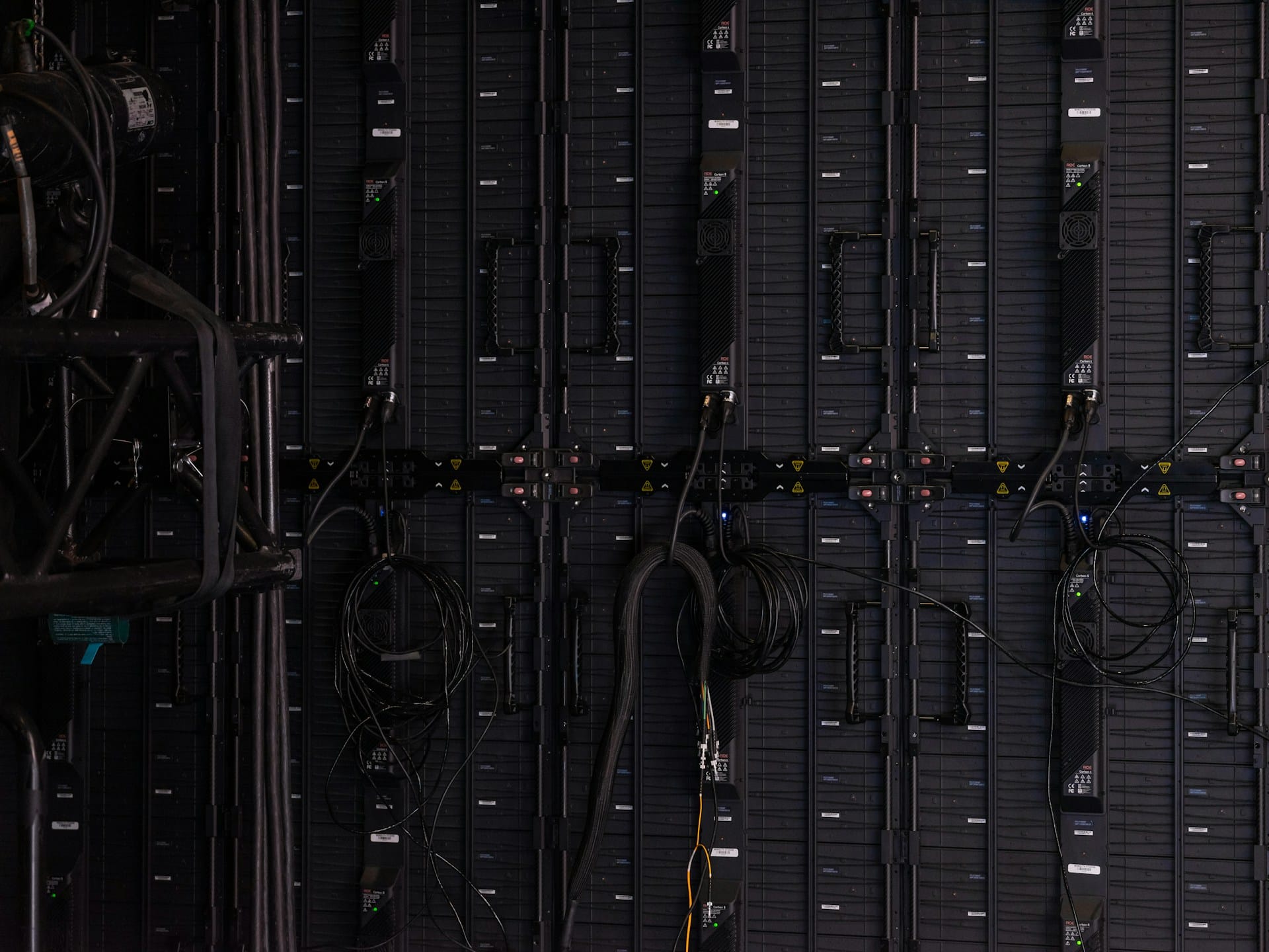All you need to know about VPS Servers - Benefits & Use Cases